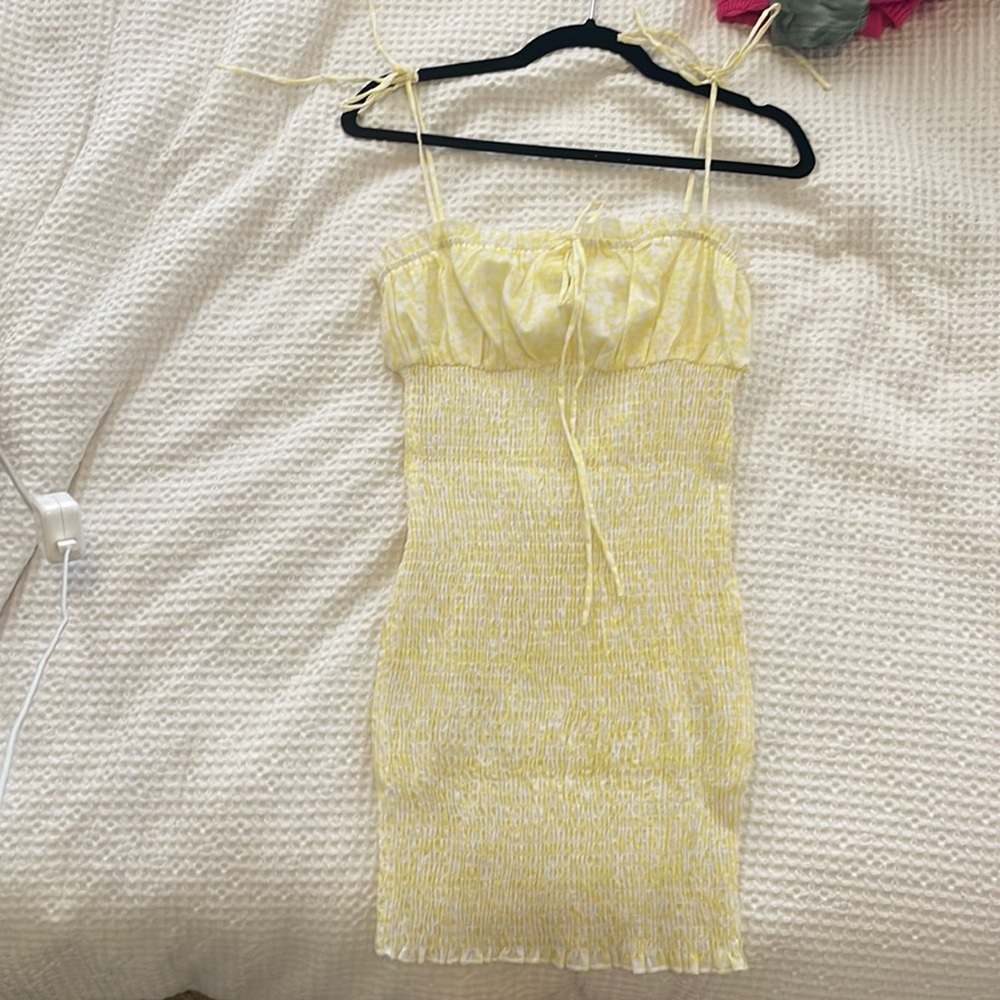 Yellow sundress, princess Polly no longer sells, never worn before